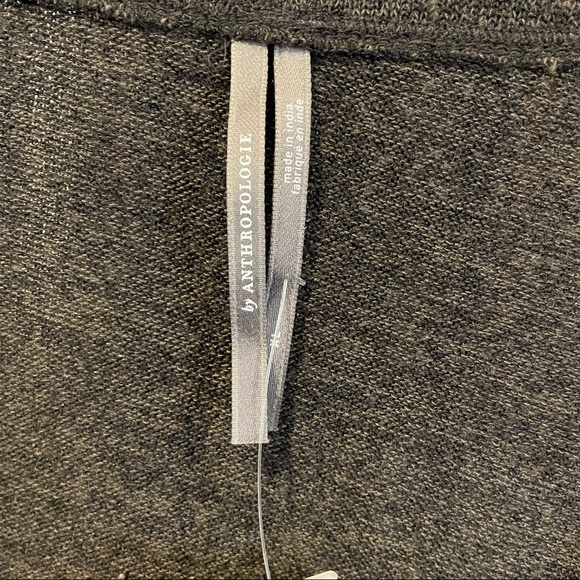 *Sold* Anthropologie Criss Cross Cropped Two Way Sweater - Picture 4 of 15